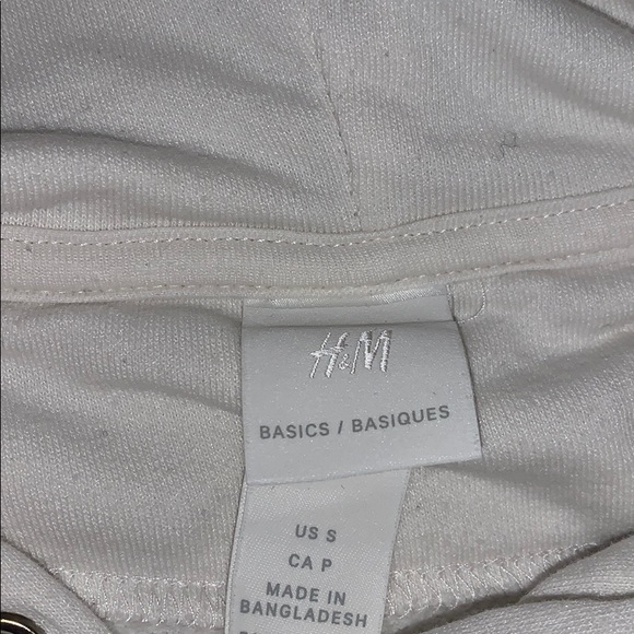 H AND M PLAIN WHITE SWEATER😊💜⚡️💖 - Picture 4 of 4